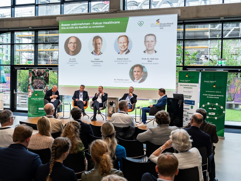 Keynotes und Panels – Bühne der HSG Alumni Deutschland Konferenz 2026 in München